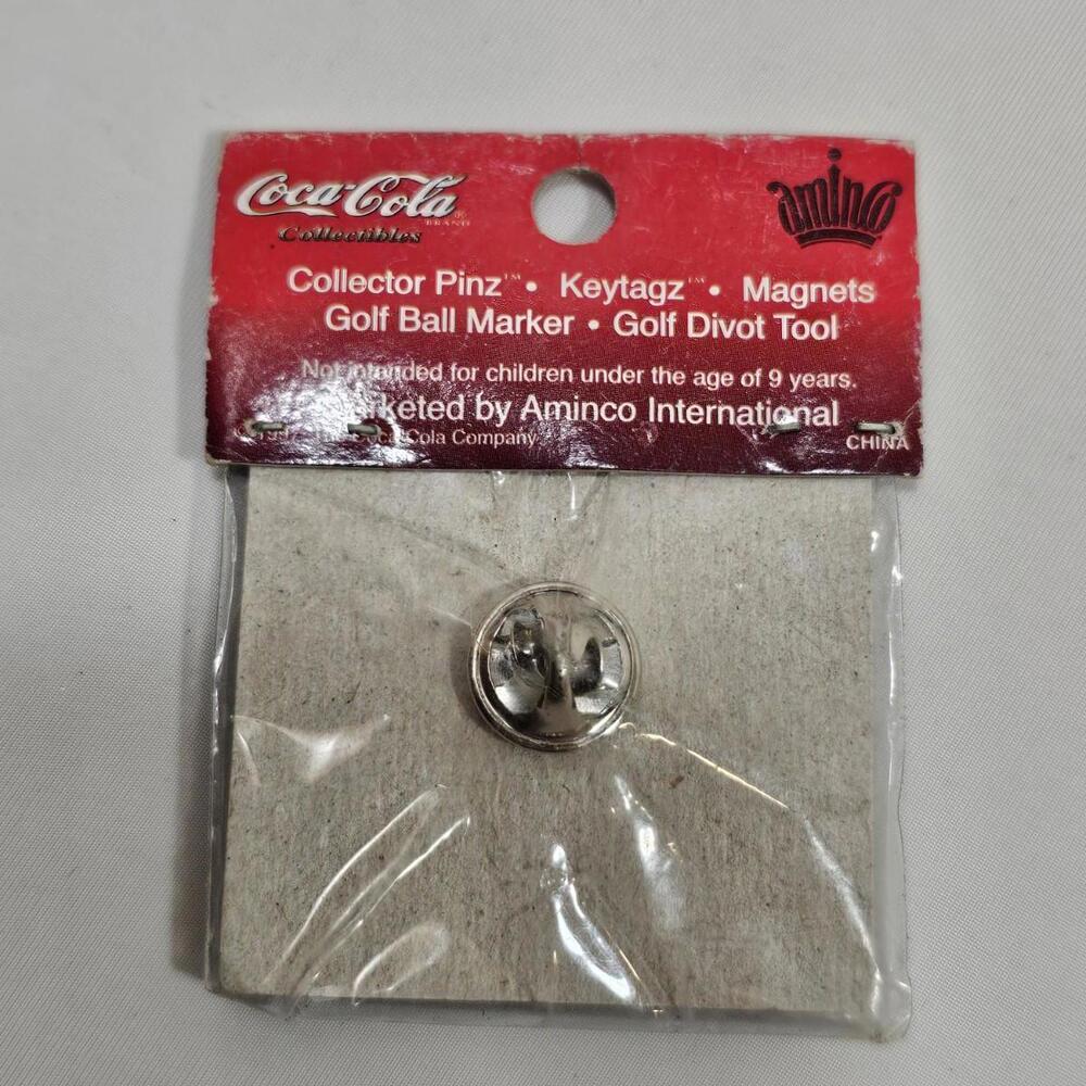 Coca-Cola Polar Bear Riding Coke Bottle Enamel Vintage Pin - New in Package - Picture 3 of 3